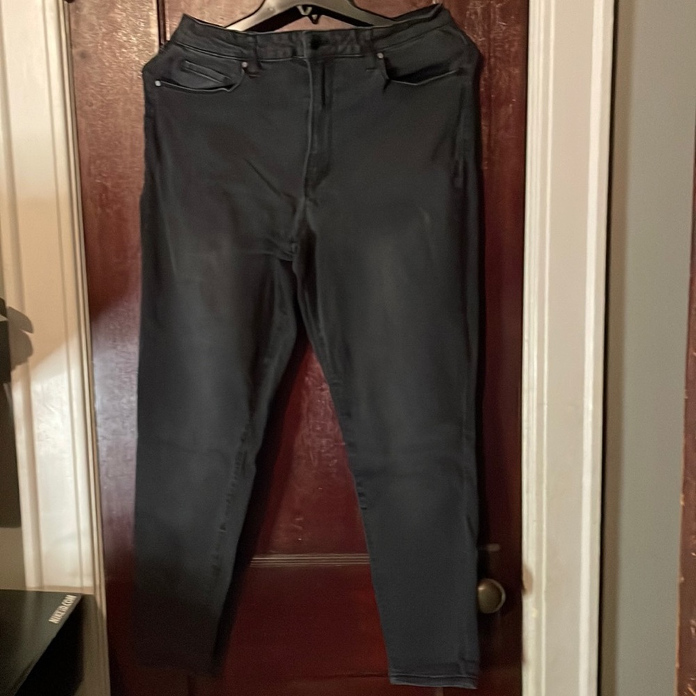 Black label jeans size 1xl